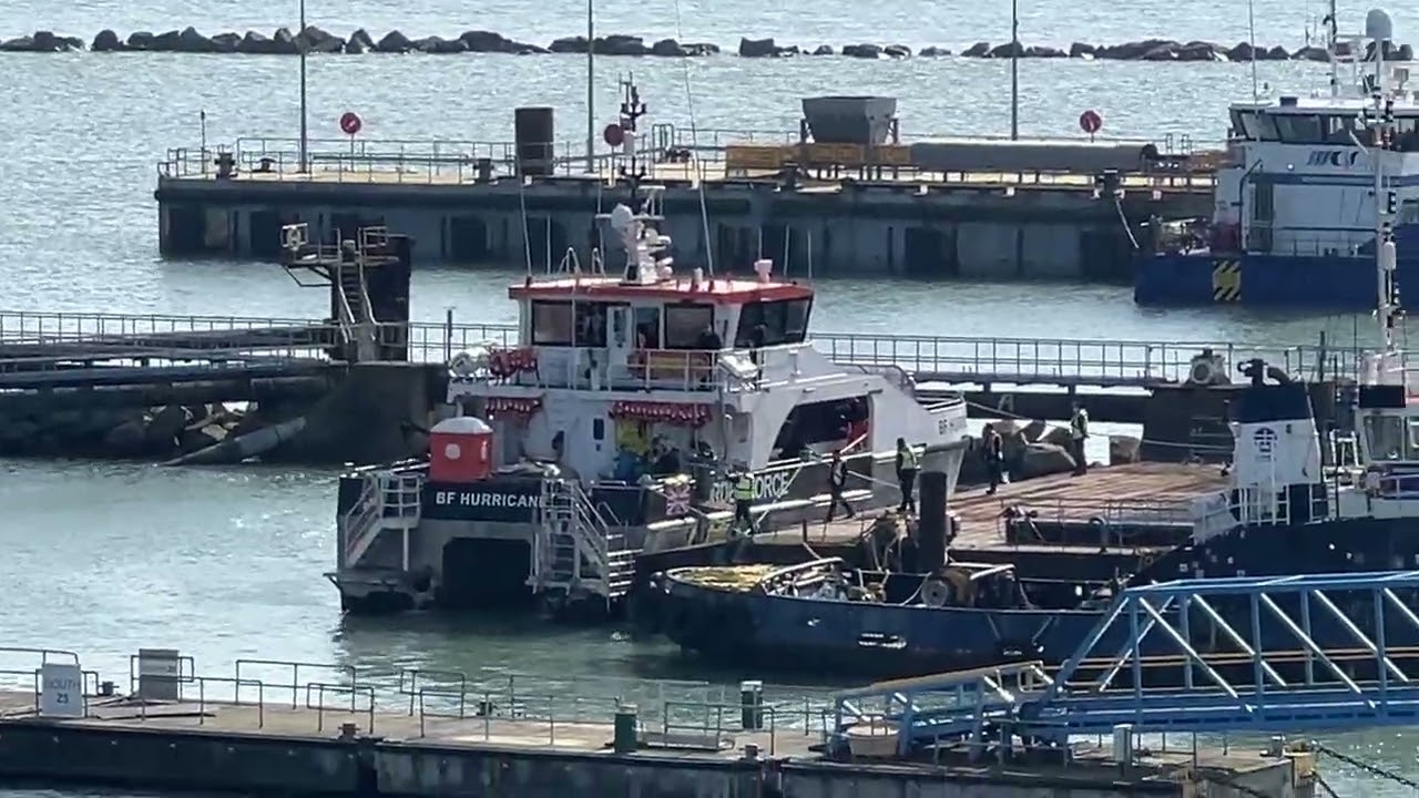 3rd March, BF Hurricane brings back 55+ Migrants, including 3 Children.