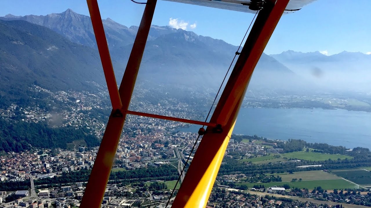 The long way Fricktal (LSZI) to Locarno (LSZL) in a Piper Super Cub (360 degree video)