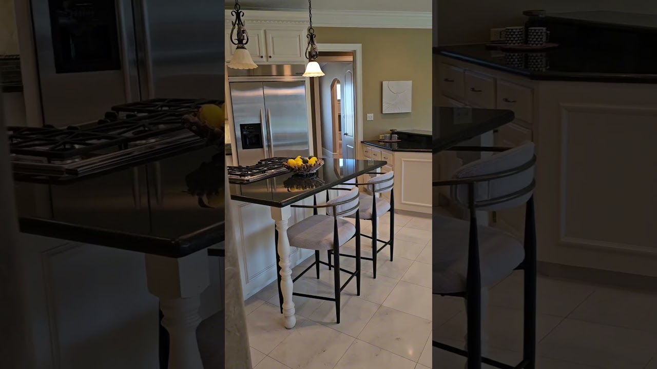 4 🛌 3.5 🛁   lake view. Spring, Tx.