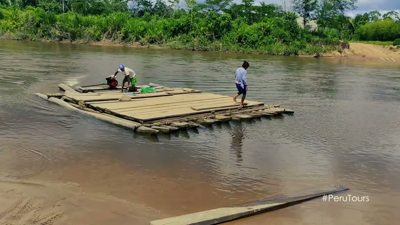 RIO YANAYACU / SELVA PERUANA - Loreto _ Per&uacute;
