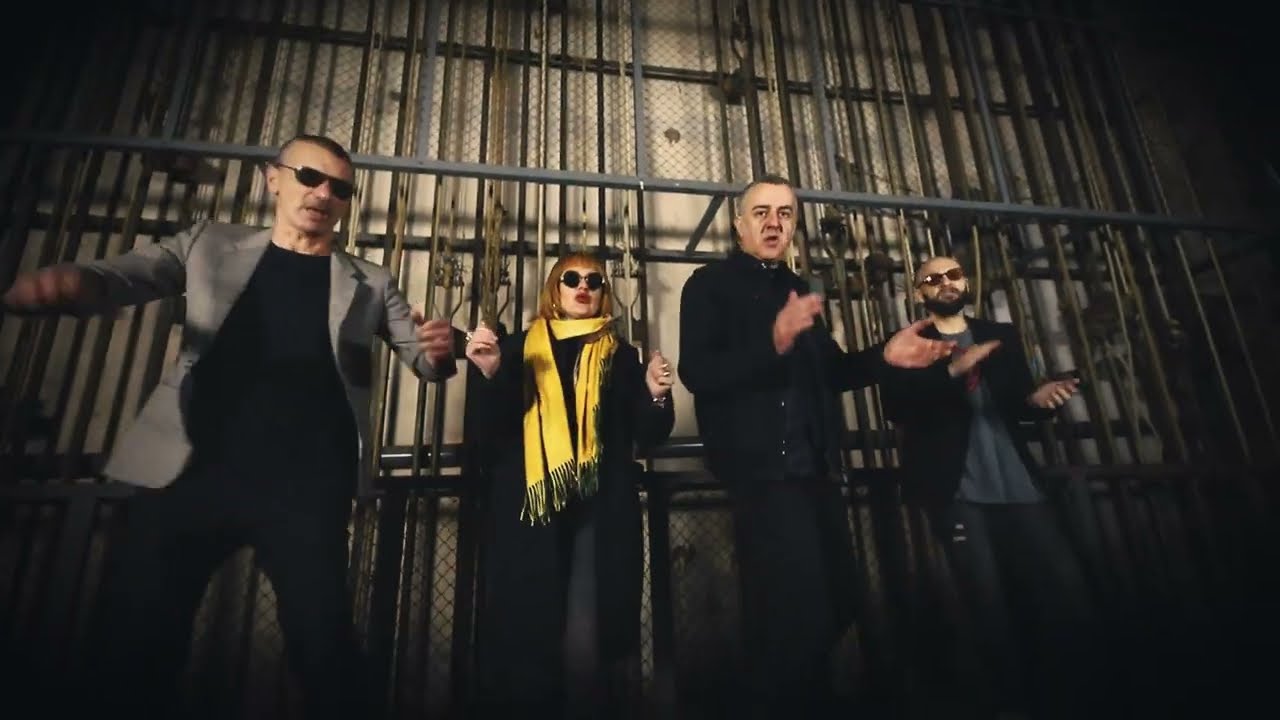 CD Ministar i Grupa Ljudi - Mora