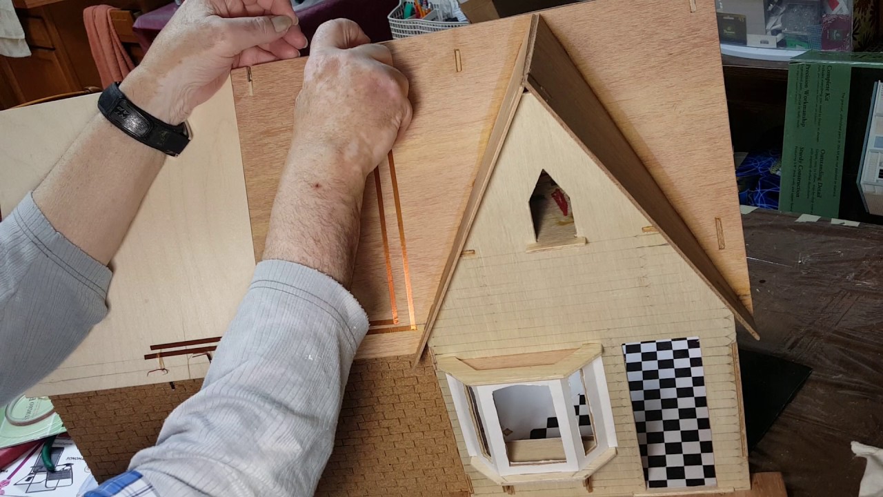 Wiring Dollhouse Lights-50's Diner