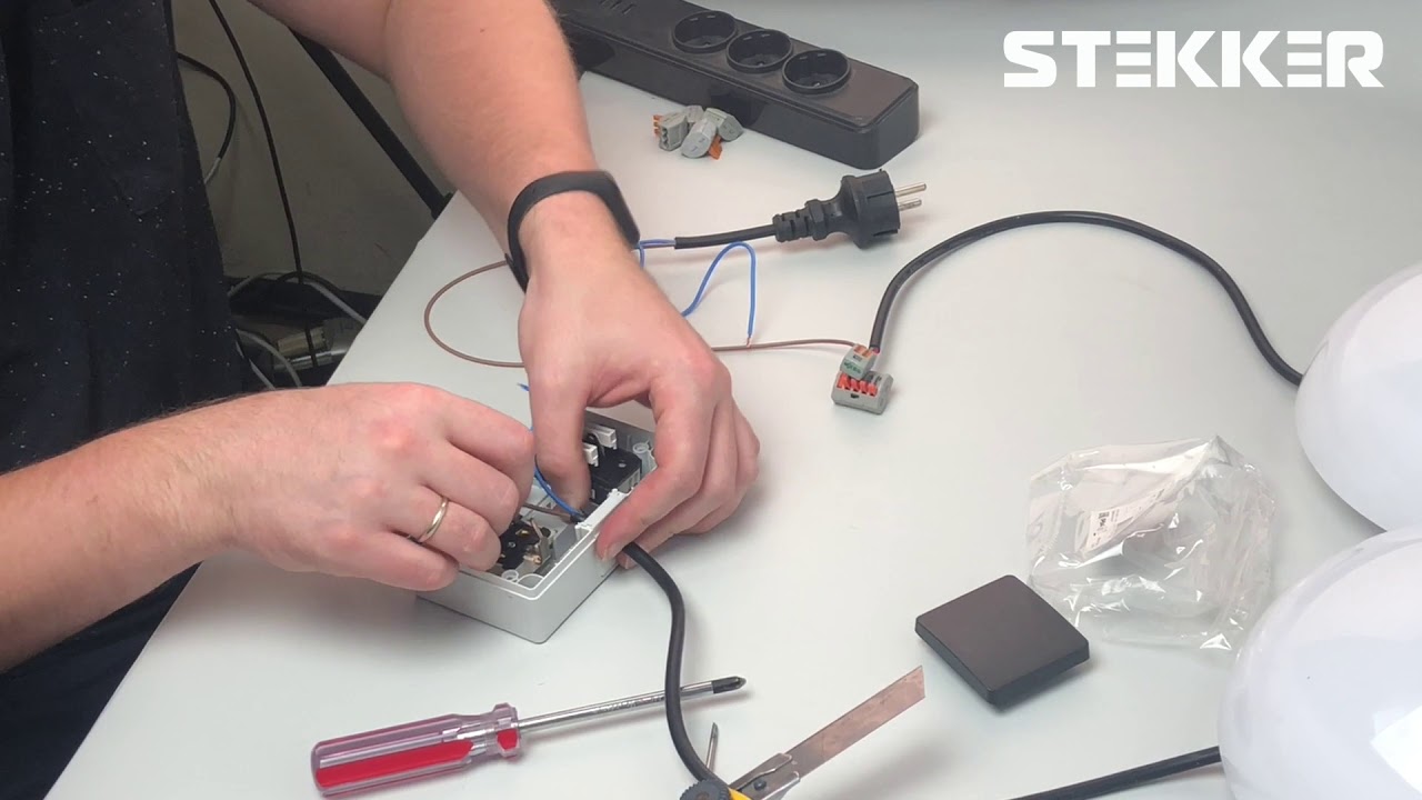 Монтаж блока STEKKER розетка + выключатель ip54