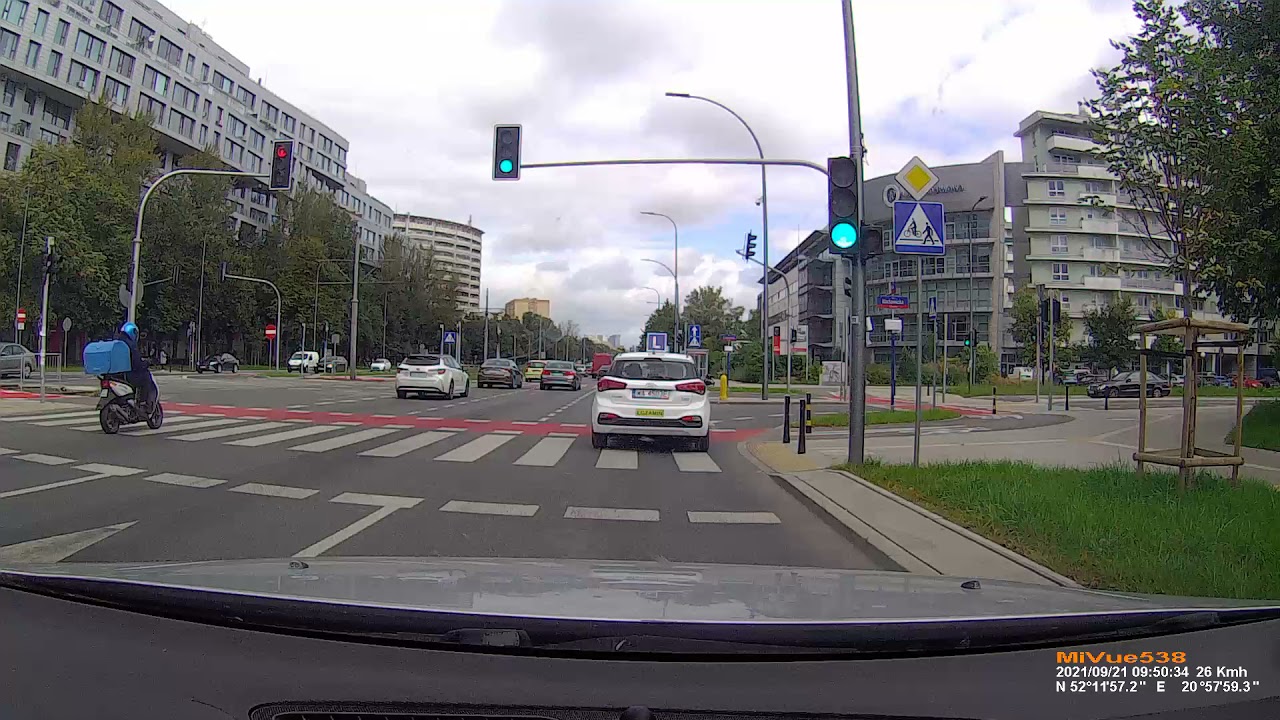 Egzaminator wcisnął hamulec. Błąd i koniec egzaminu. Egzamin na prawo jazdy Word 2021.