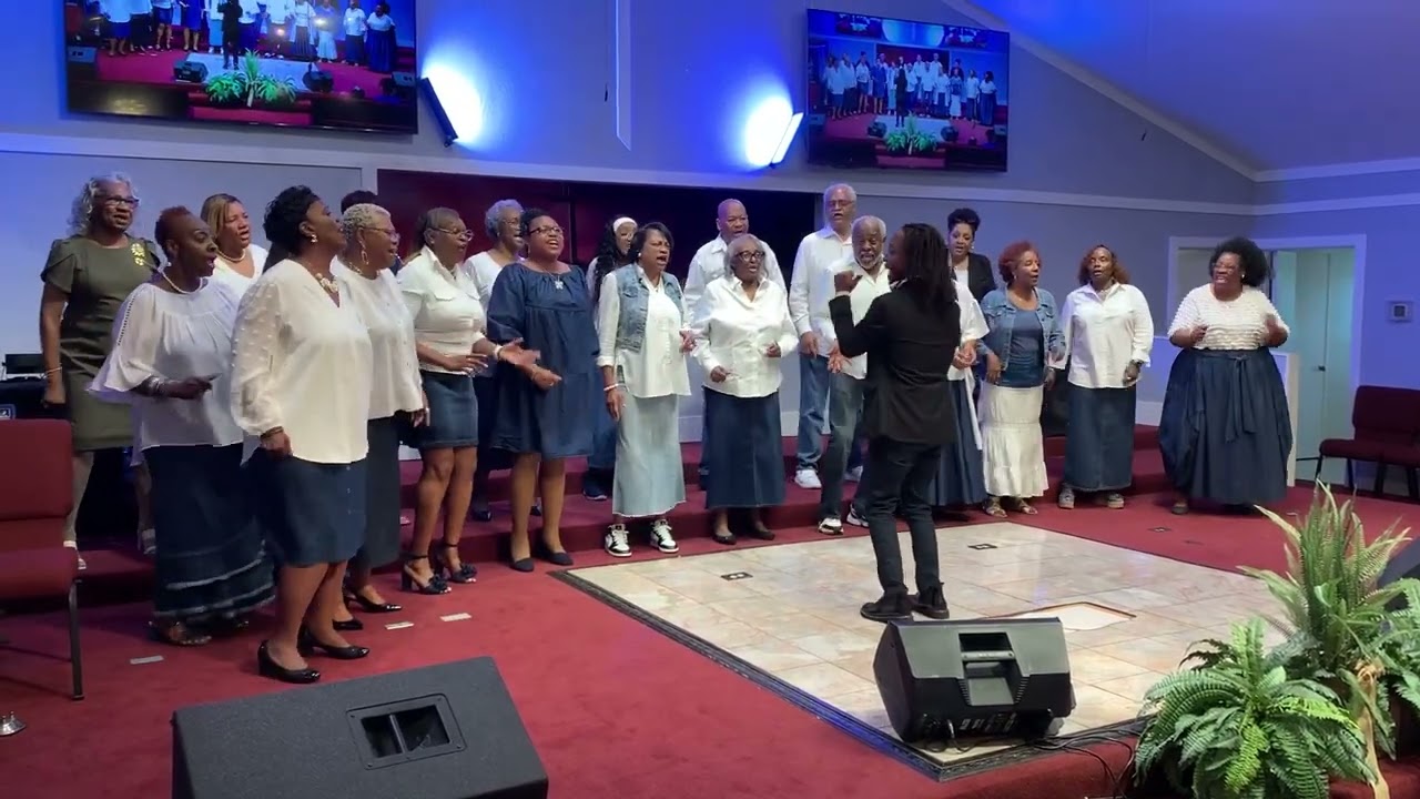 Texas Mass Choir sings “Oh Give Thanks” by Jeffery LaValley #TMCYYA29th
