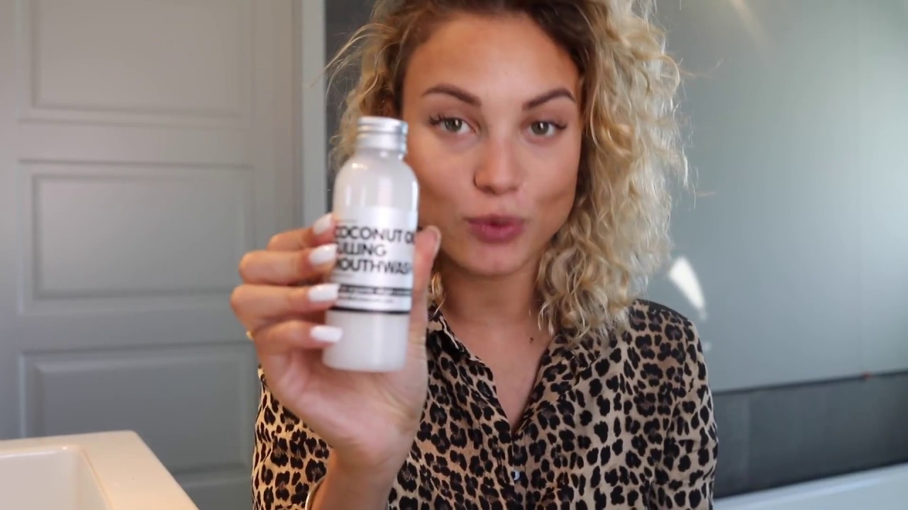 How to get white teeth naturally in 3 Minutes like Rose Bertram?