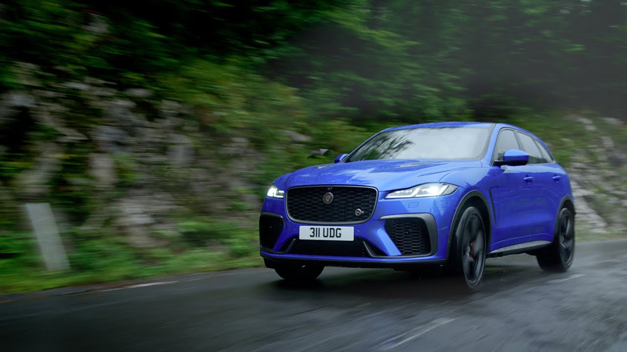 Jaguar F-PACE SVR | Jamie Cartwright, Skydiver