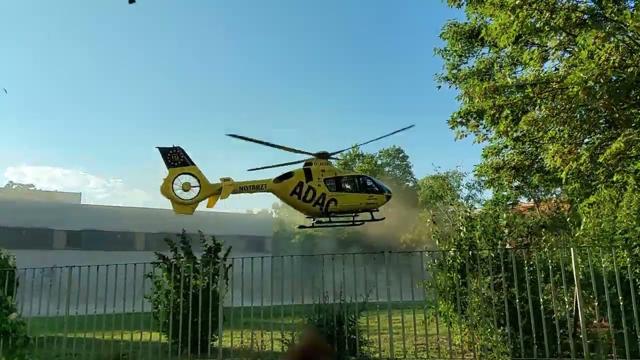 [D-HOPI] ADAC Luftrettung Christoph 63 - Takeoff