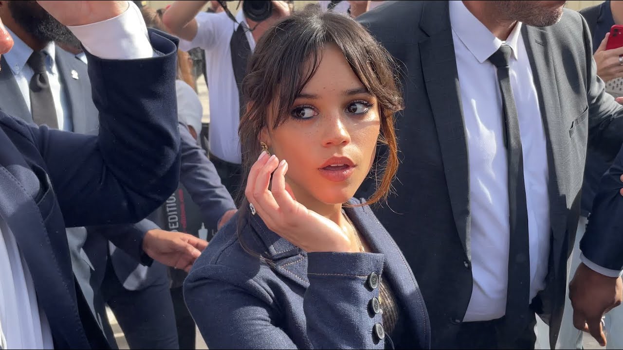 JENNA ORTEGA AT DIOR SPRING SUMMER 2024 SHOW IN PARIS