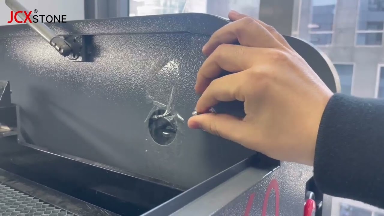 Check out this 4060 CO2 Laser Engraving Cutting Machine!