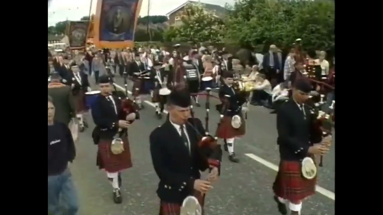 Bleary And District Pipe Band @ Tandragee 12th 1996