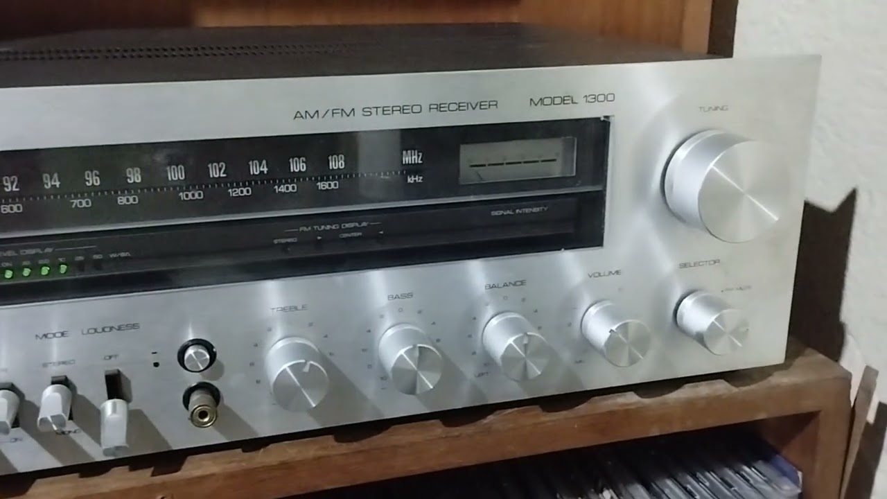RECEIVER GRADIENTE - MODEL 1300 (80's)