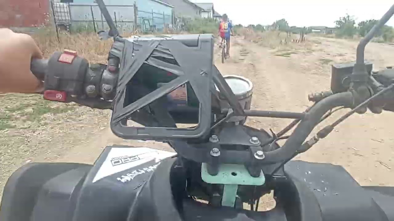 În pădure cu ATV ul