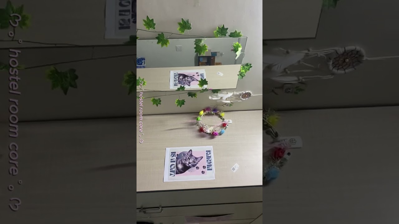 ᡣ𐭩 ｡˚ hostel room core ˚｡ ᡣ𐭩