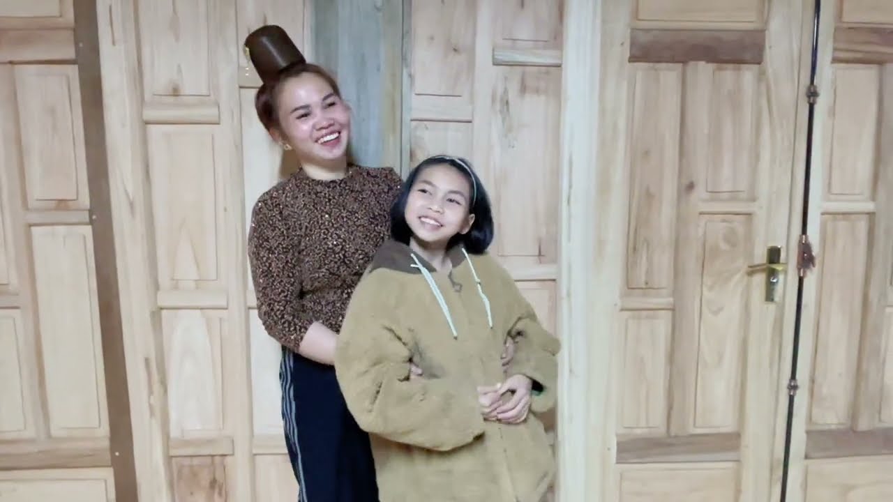 Mới chị em lên mừng nhà mới vợ chồng lò è giờ đã đến nơi an toàn đã nghe con gái lò è hát hay lắm 