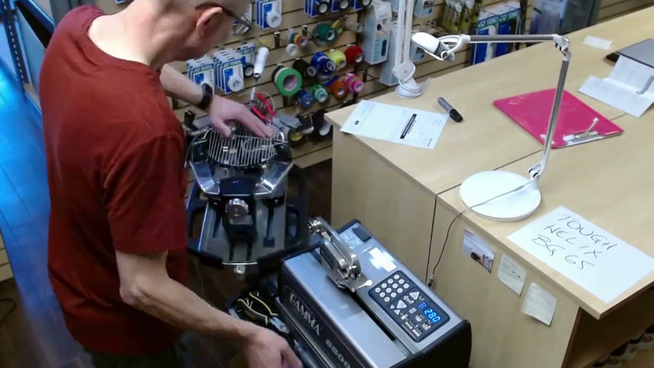 Time Lapse: How to String a Head Helix Badminton Racquet (Tough)