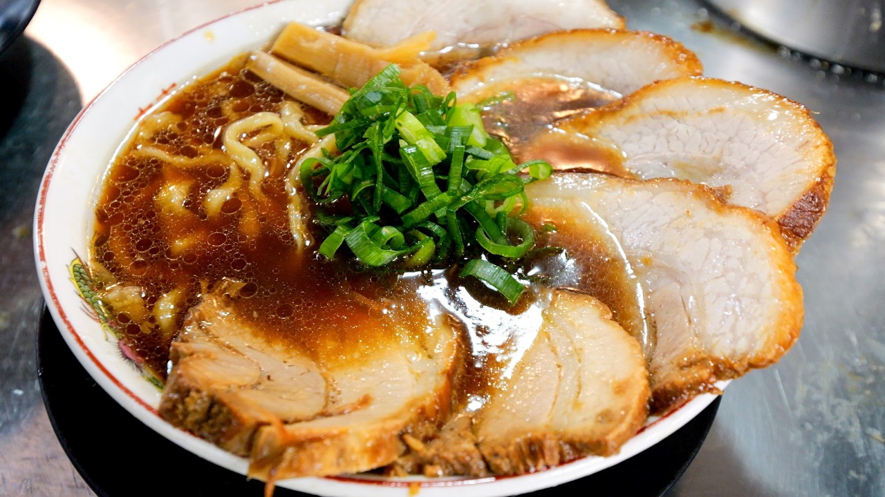 １２席を１人で捌く！ワンオペ店主が営む悪魔的中毒性ラーメン屋 | Osaka Ramen Food