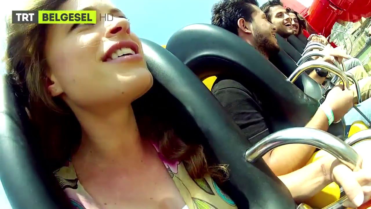 VIALAND TRT BELGESEL ( EKMEK PARASI EĞLENCE DÜNYASI )