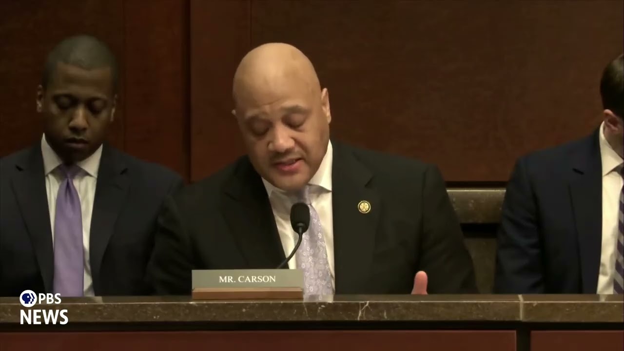 СМОТРИТЕ: Карсон расспрашивает руководителей разведывательных служб о том, почему угрозы иностран...