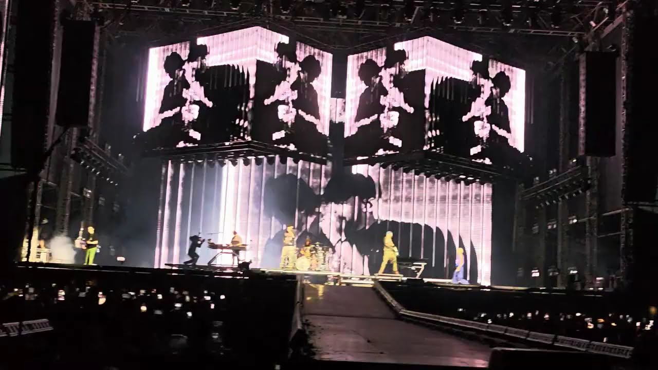 Linkin Park LIVE Bangalore 2026 | Burn It Down (Intro) + Papercut [4K Dolby Vision] Encore