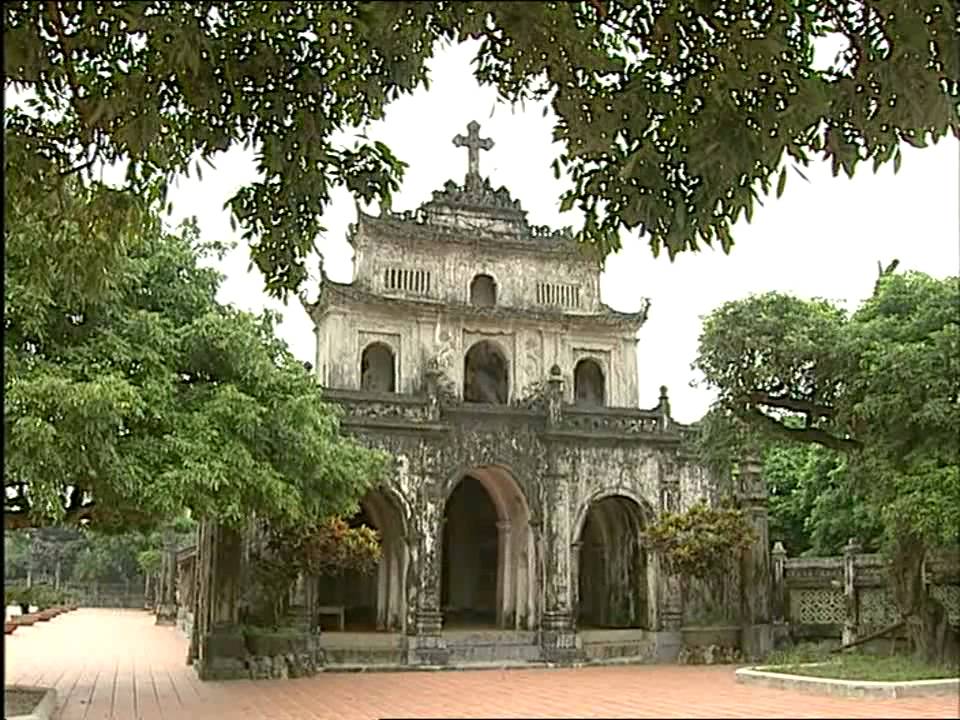 La Cath&eacute;drale de Phat Diem .avi