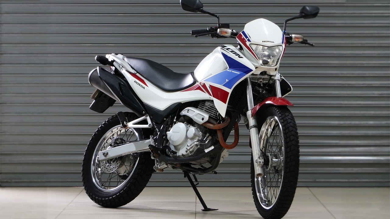 FALCON 400 com APENAS 29.000 KM &agrave; venda na Rodrigo - Moto alta, BOA DE VERDADE por pre&ccedil;o de CG 160!