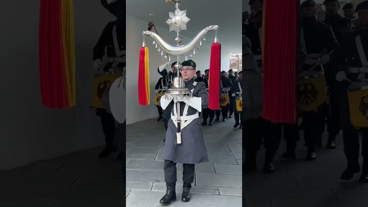 Einmarsch Preu&szlig;ens Gloria (Piefke) #bundeswehr #wachbataillon #german #army #prussian #march #music