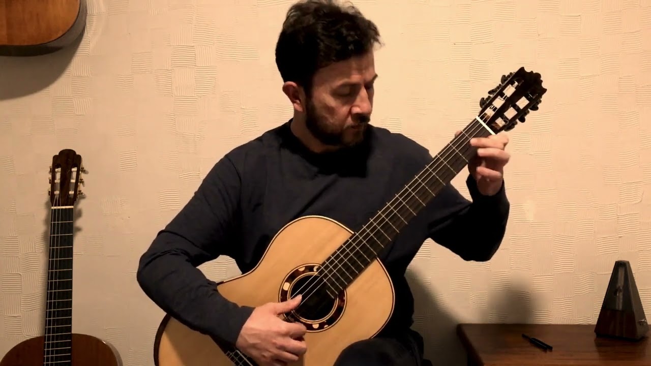 Uma Valsa e Dois Amores (Dilermando Reis) - Alisson Alípio