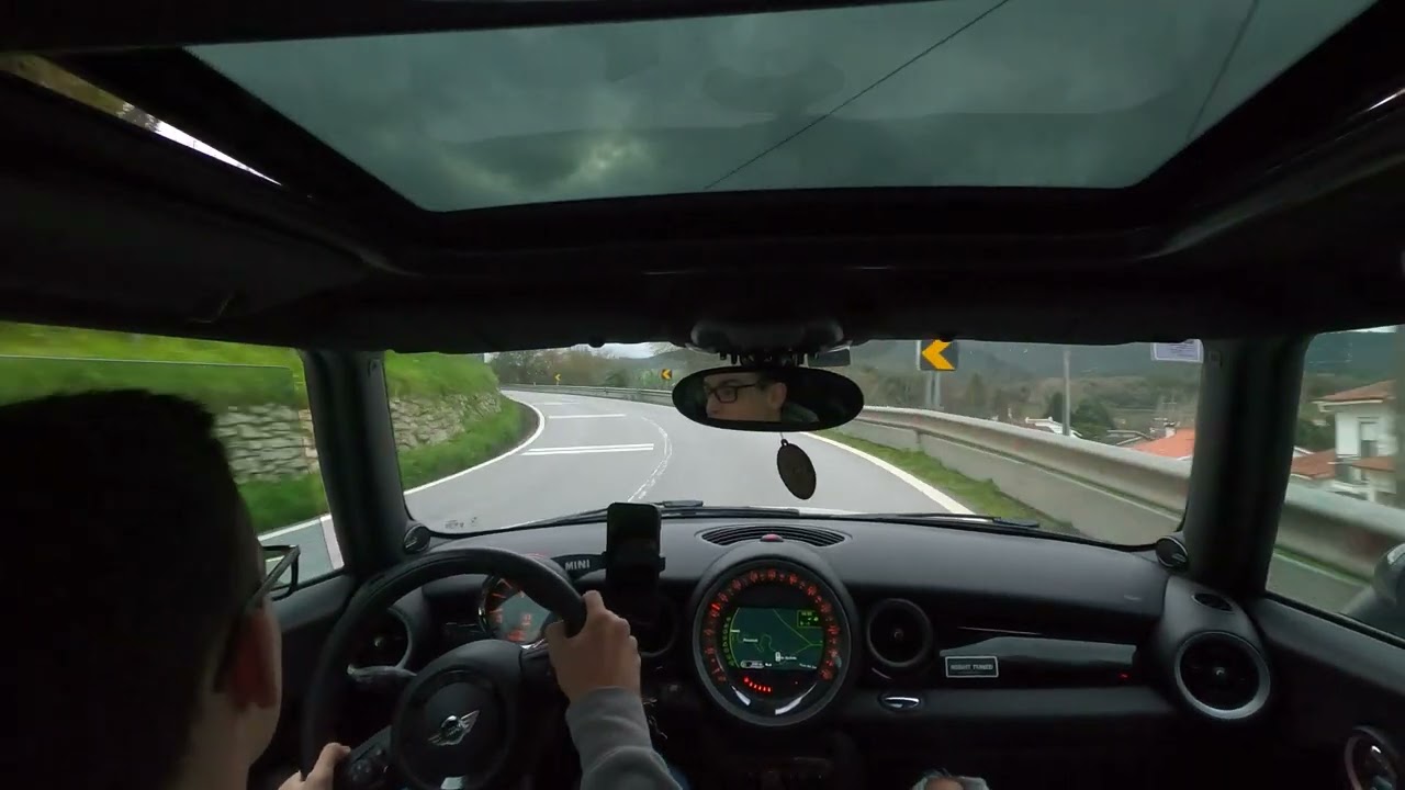 Mini JCW R56 Driving Through a Touge in Portugal