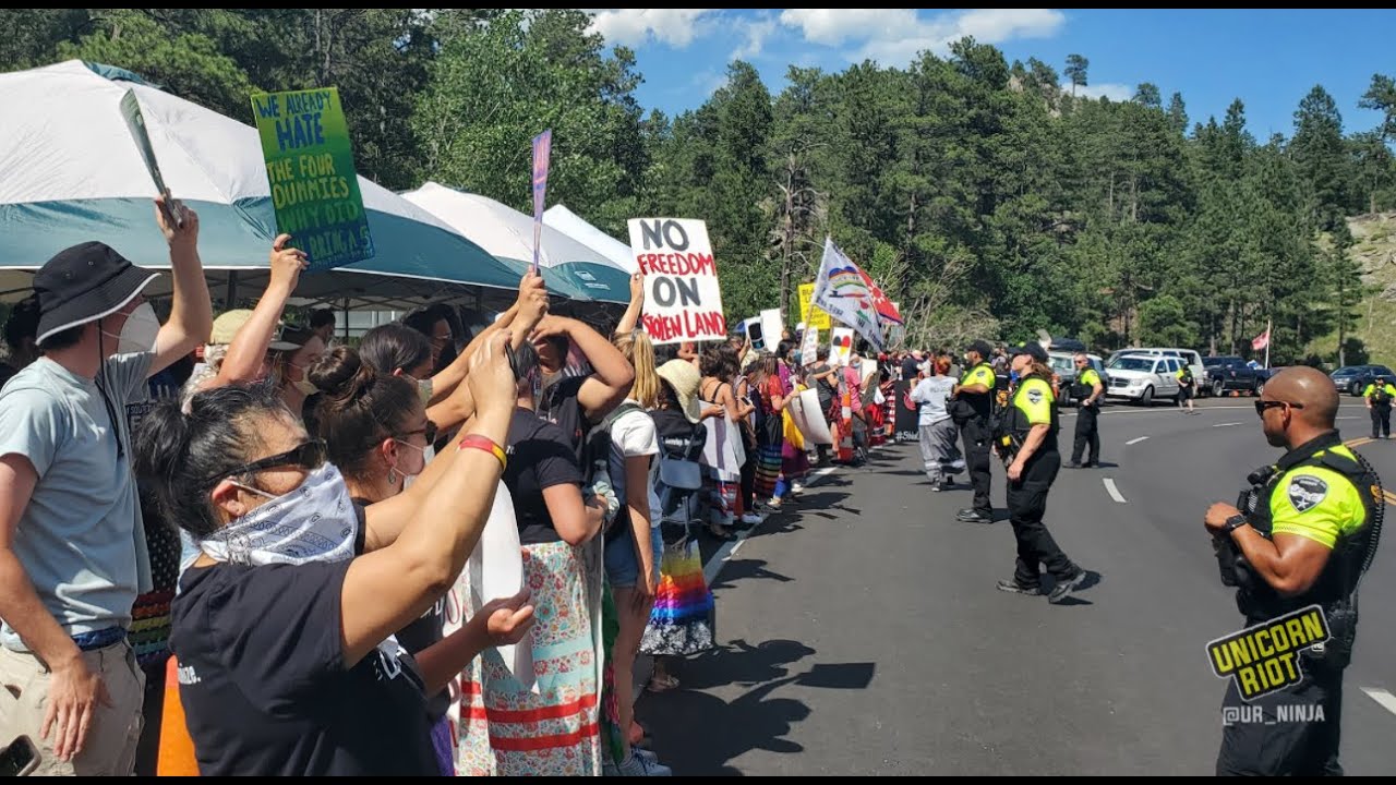 [LIVE] Indigenous Activists Assert Right to Unceded Land At Anti-Trump Protest