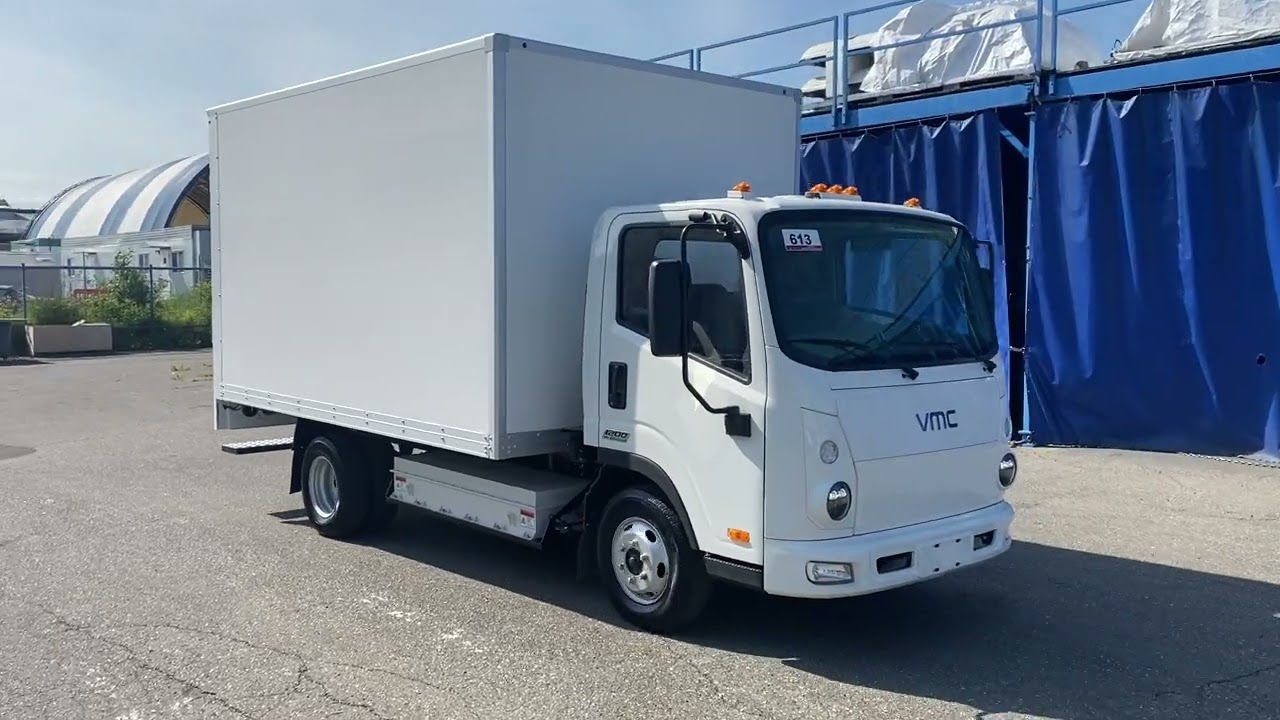 2024 VMC 1200 Electric Class 3 S/A Box Truck