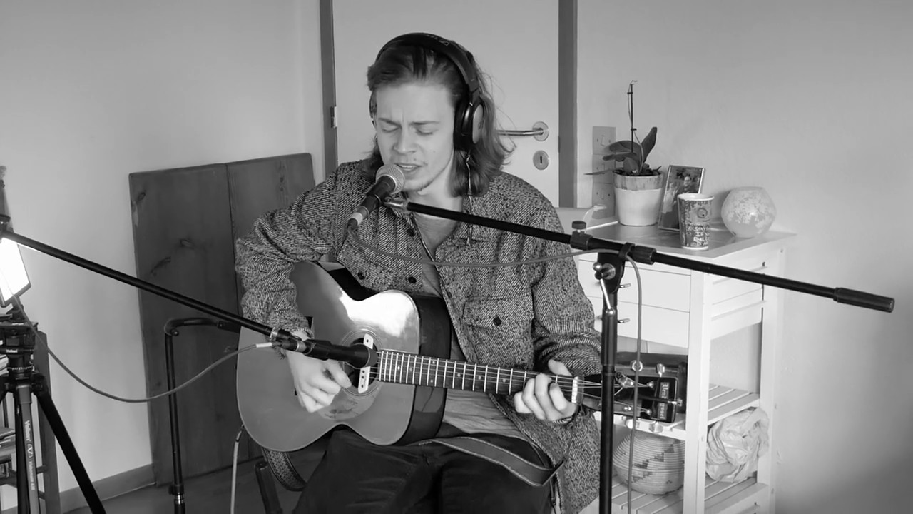 S&oslash;ren Emming & &Oslash;deland - 'Sorte vinge' live