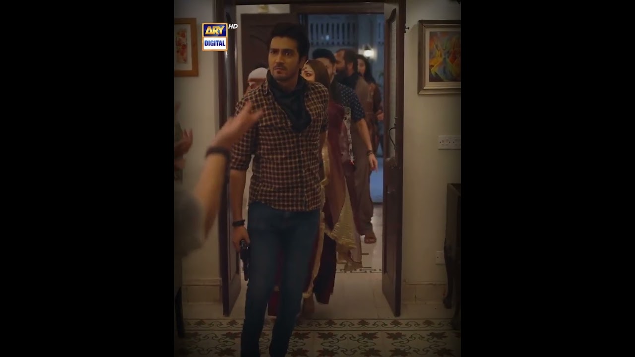 Cheekho Cheekho 😜😫 #shorts #alizehshah #comedy #chandraataurchandi #arytelefilms