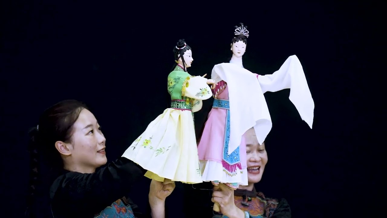 Glove Puppetry - Flower Viewing  The Bright Spring Day| 布袋木偶戏《赏花·春光明媚》中国音乐地图 听见福建  瑞鸣音乐 Rhymoi Music