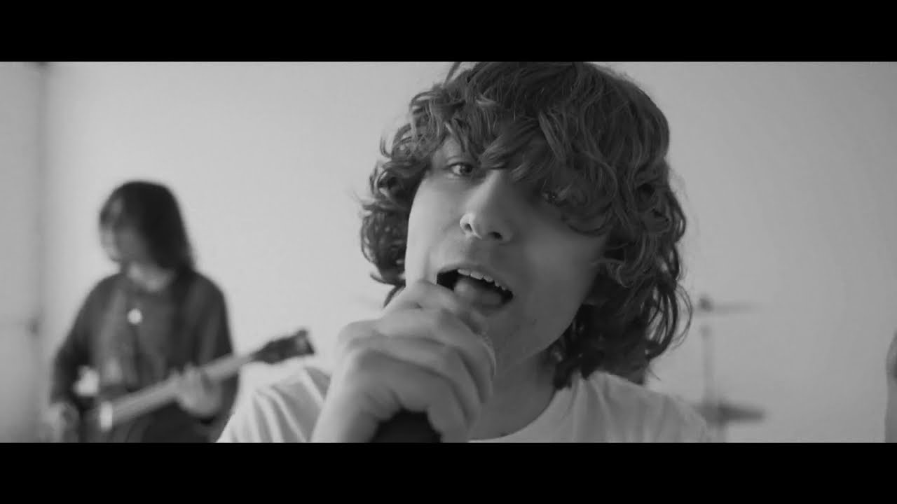 Marseille - Monkey In The Middle (Official Video - Radio Edit)