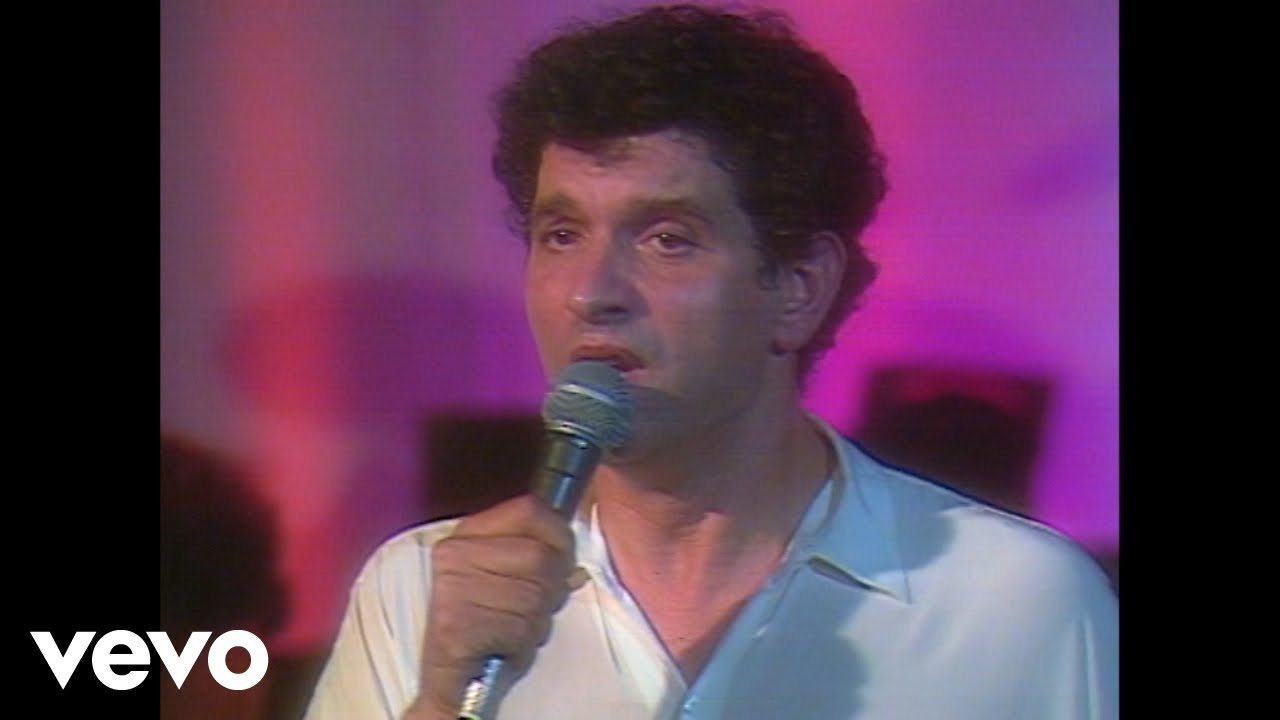 Carlos Cano - Maria la Portuguesa (Actuación TVE - LA BUENA MUSICA. MAS O MENOS NUESTRO.)