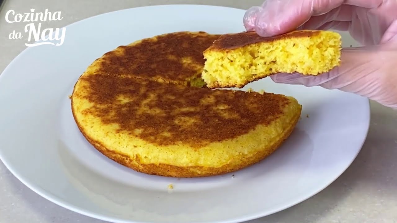 VOCÊ NÃO VAI MAIS QUERER COMPRAR PÃO DEPOIS DE VER ESTE VÍDEO! Pão de Fubá na frigideira 10 minutos!