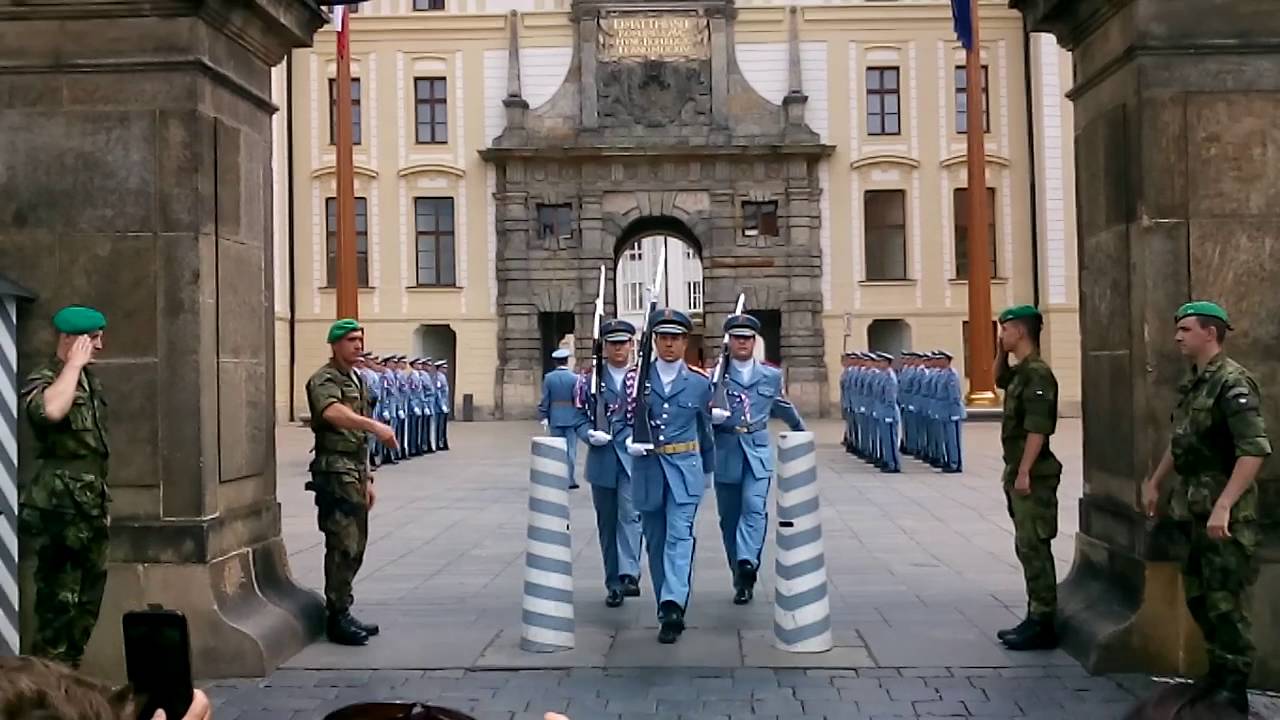 Výměna hradní stráže
