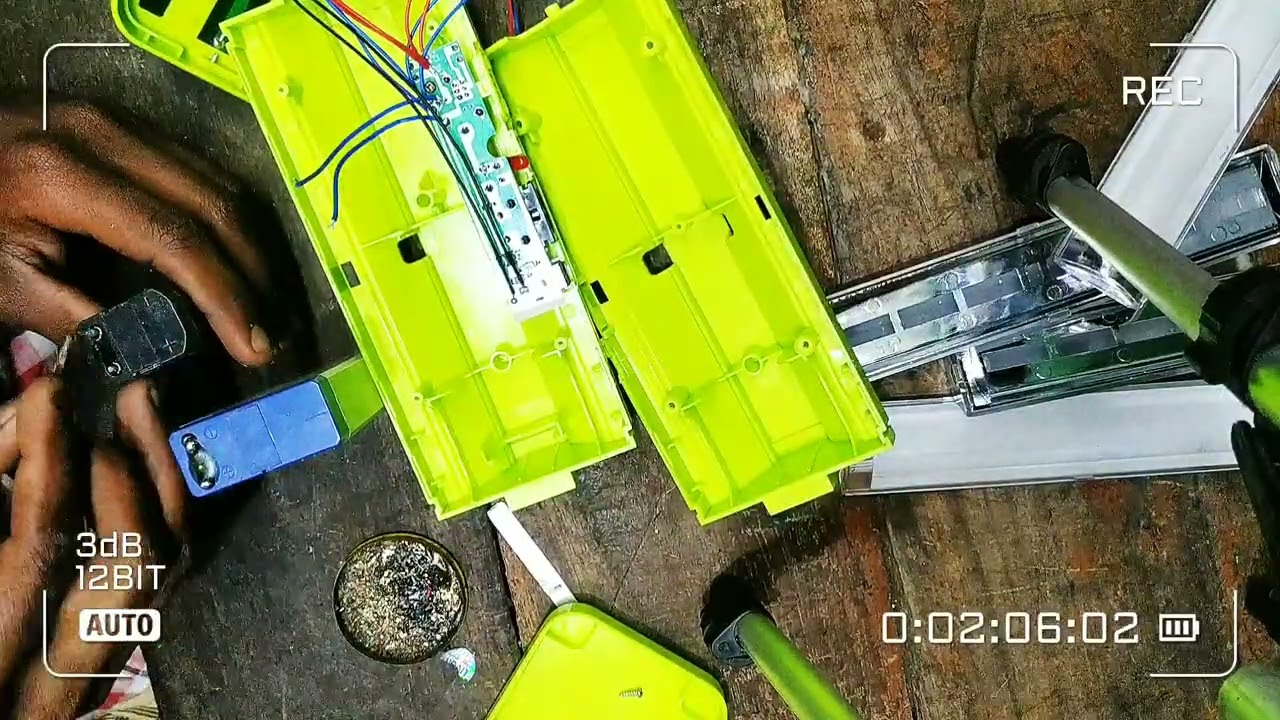 livon led light bettary problem// how to repair light// kaise light ko repeir kare