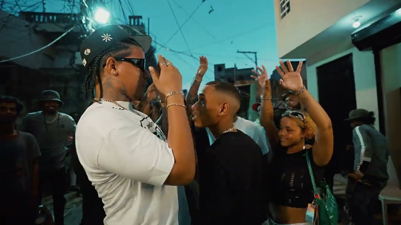 Donaty X Angel Dior - Un Mono (Video Oficial)