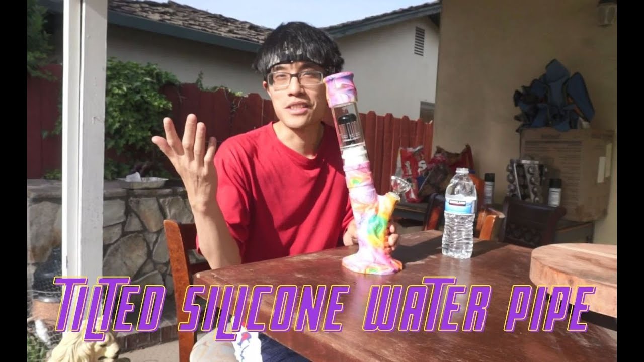 INHALCO Tilted Silicone Bong