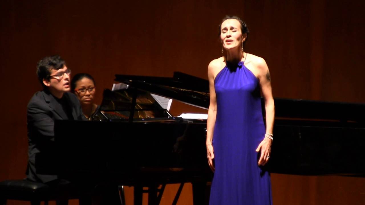 Ximena Bernal, mezzoprano - How do I love thee, Maude Valérie White