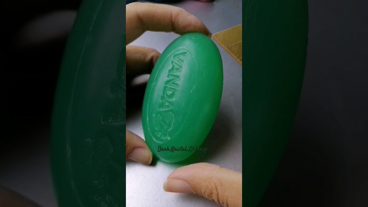 Dry soap cutting. Asmr soap relax sound video. Short. Green glycerin. Мыло асмр. релакс резка. Vanda