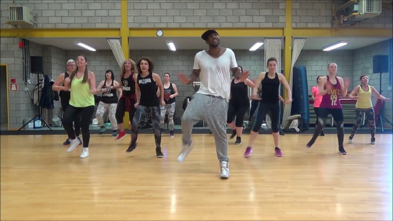 Zumba Chantaje (Salsa version )