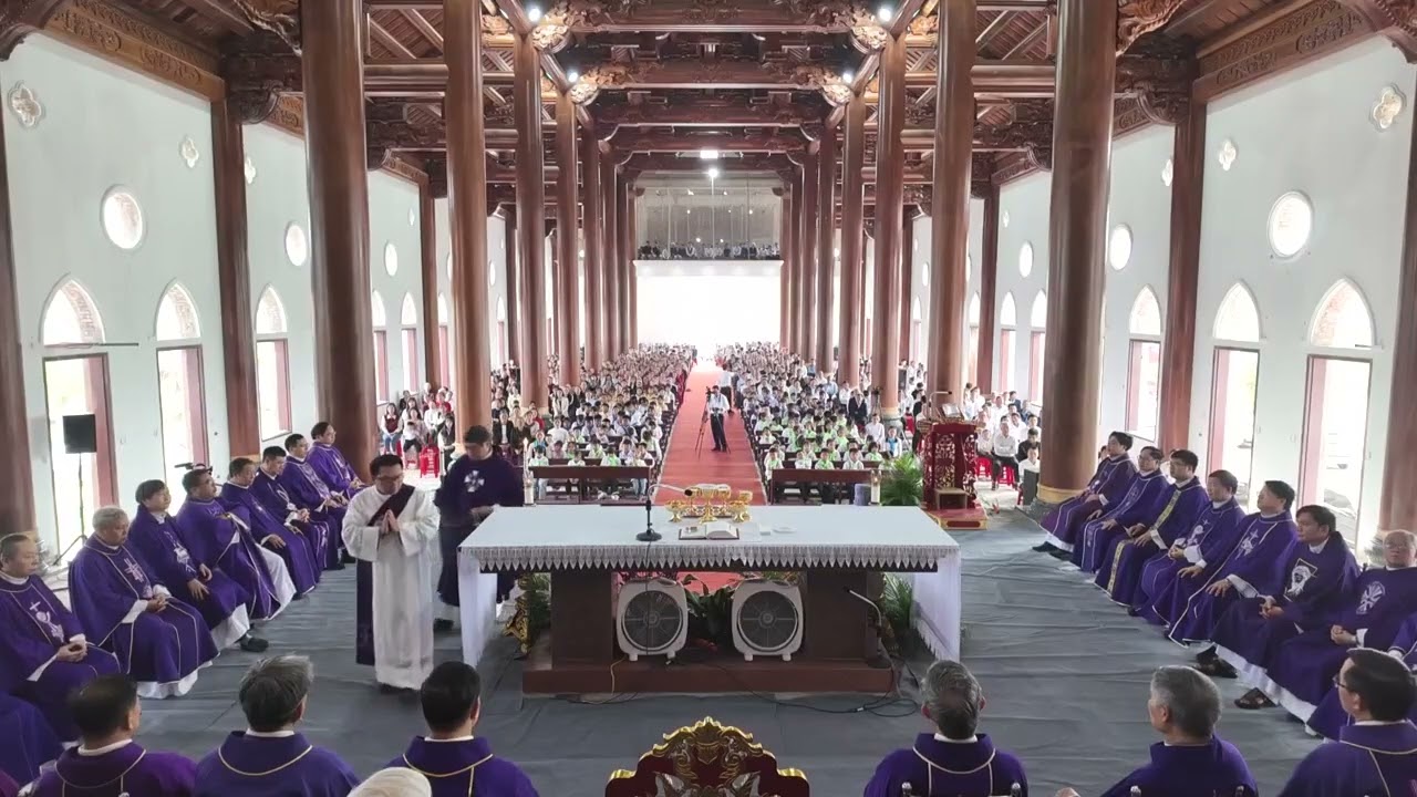 Hiến lễ chiều xưa - lê Thiên Ân