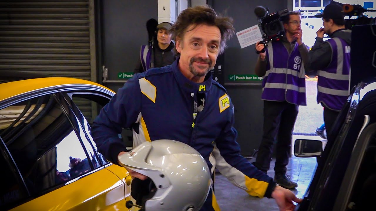 Richard Hammond arriving at Silverstone Circuit in his legendary FORD Escort RS2000