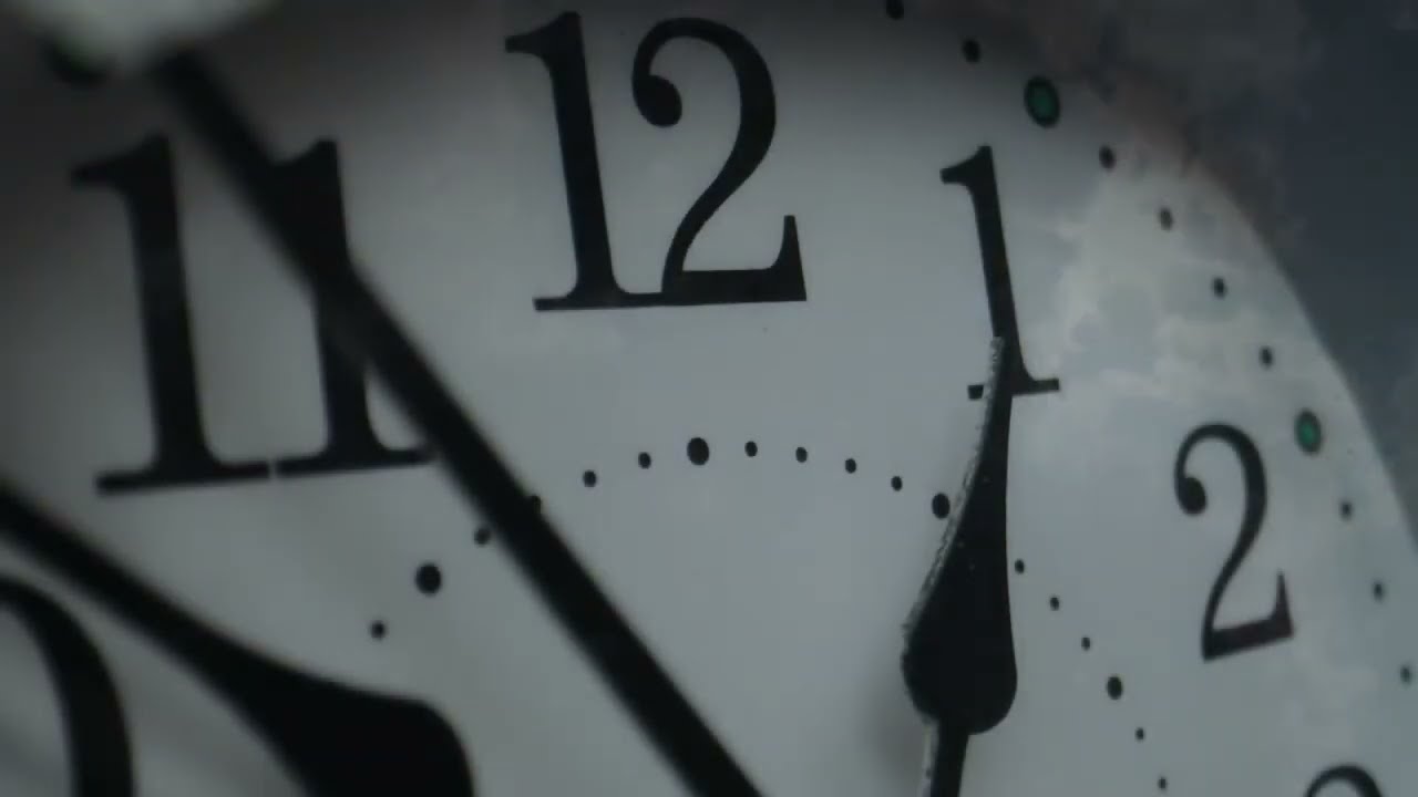 Do what a clock does ➩ Sam Levenson (great quotes to remember)