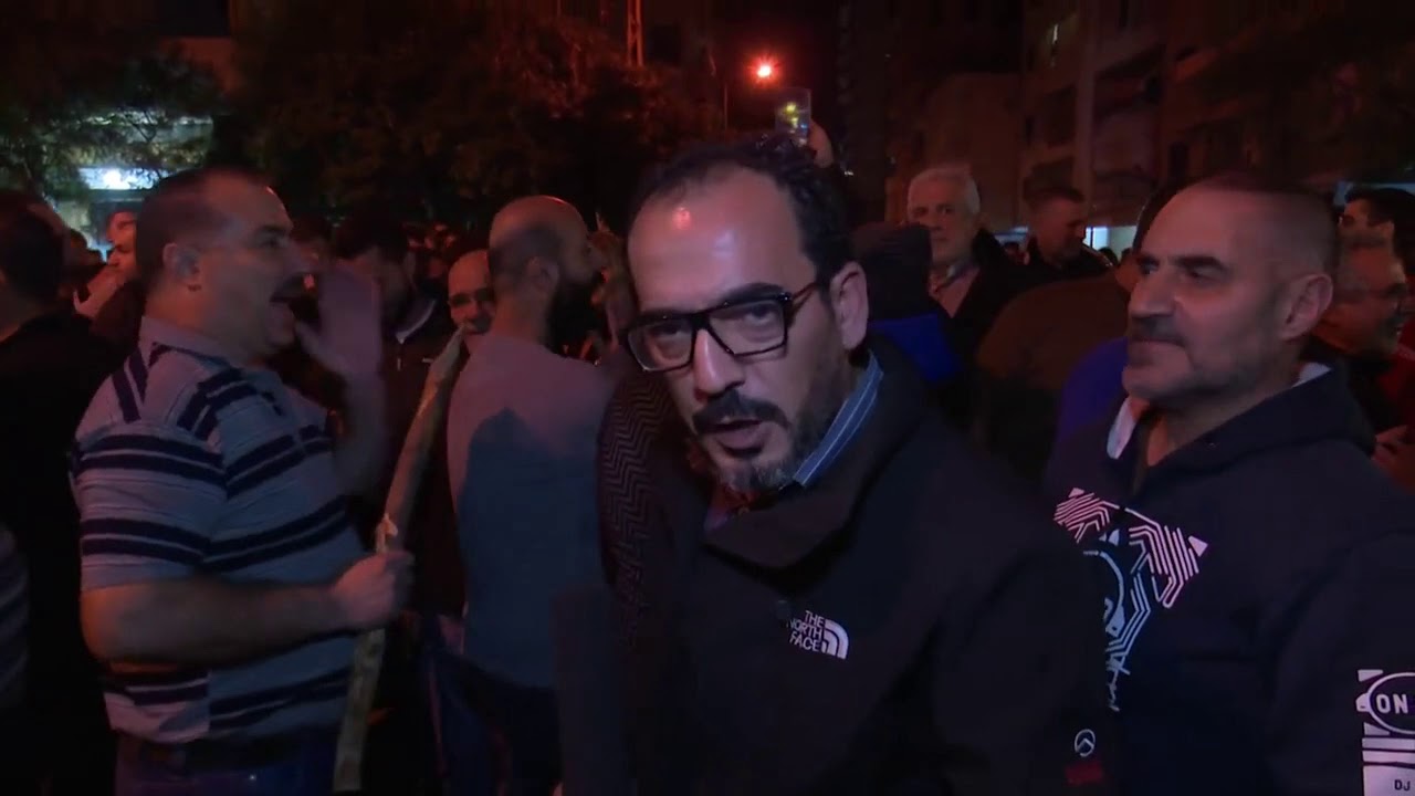 مظاهرات لبنان: صدام طائفي على تقاطع عين الرمانة - الشياح