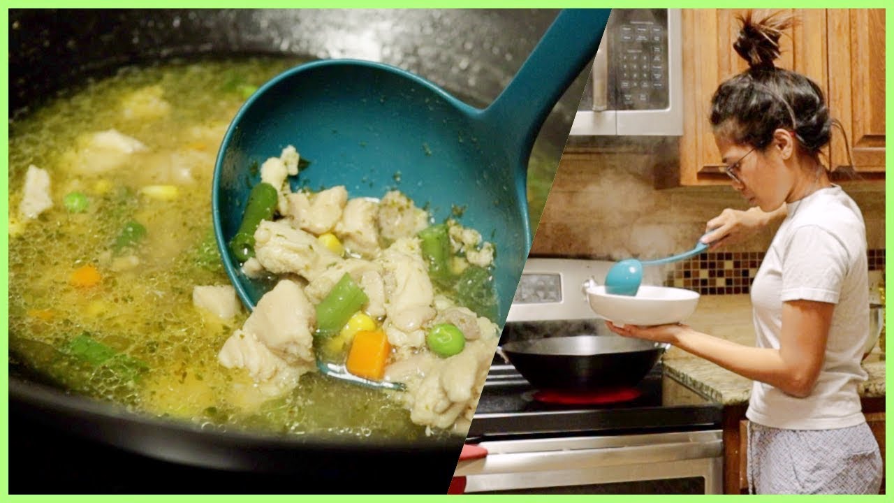 Cuaca dingin masak/makan soup ayam