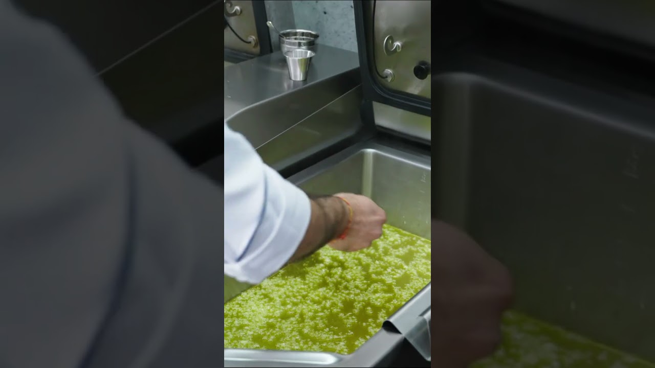 Prepare Spaghetti Aglio e Olio in the iVario 2-S with us 🧄 | RATIONAL